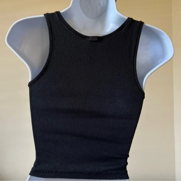 SKIMS Black Ribbed Tank Top - Picture 2 of 4